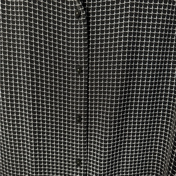 Express Black and White Checkered Oversized Relaxed Fit Button Down Shirt - Picture 2 of 5